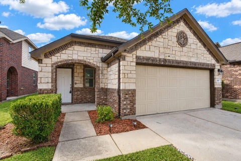 Photo of 1747 York Creek Drive, Houston, TX 77014 (MLS # 38289253)