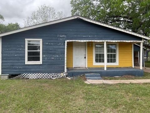 Homes For Sale - 2832 County Road 310<br/> Brazoria County, Brazoria, TX 77422
