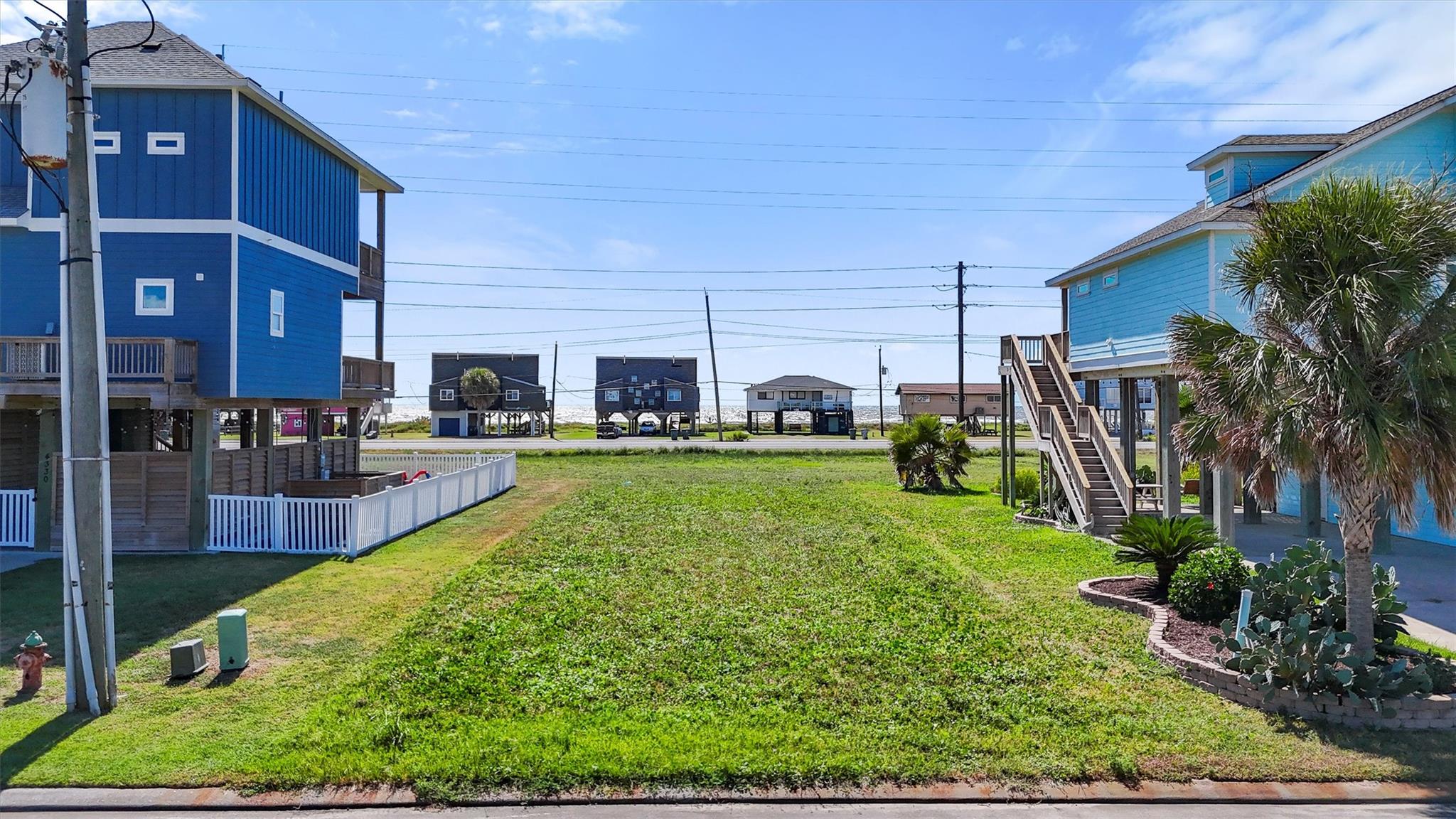 4328 Palapa Circle