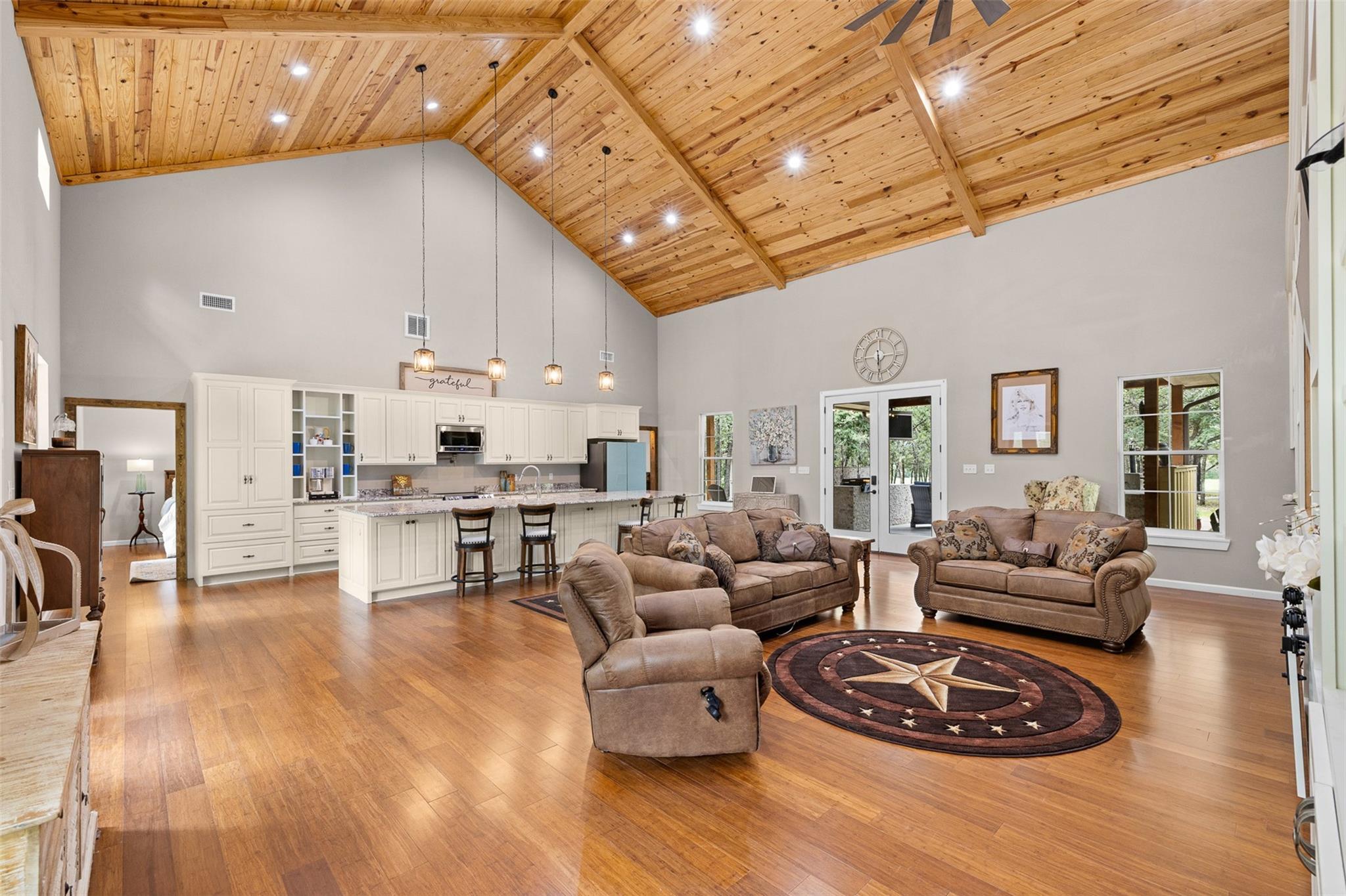 6944 County Road 132
