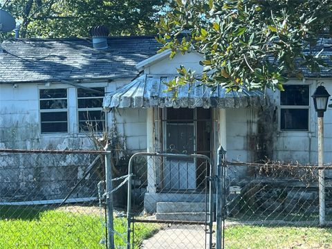 Photo of 4608 White Rock Street, Houston, TX 77051 (MLS # 75685513)