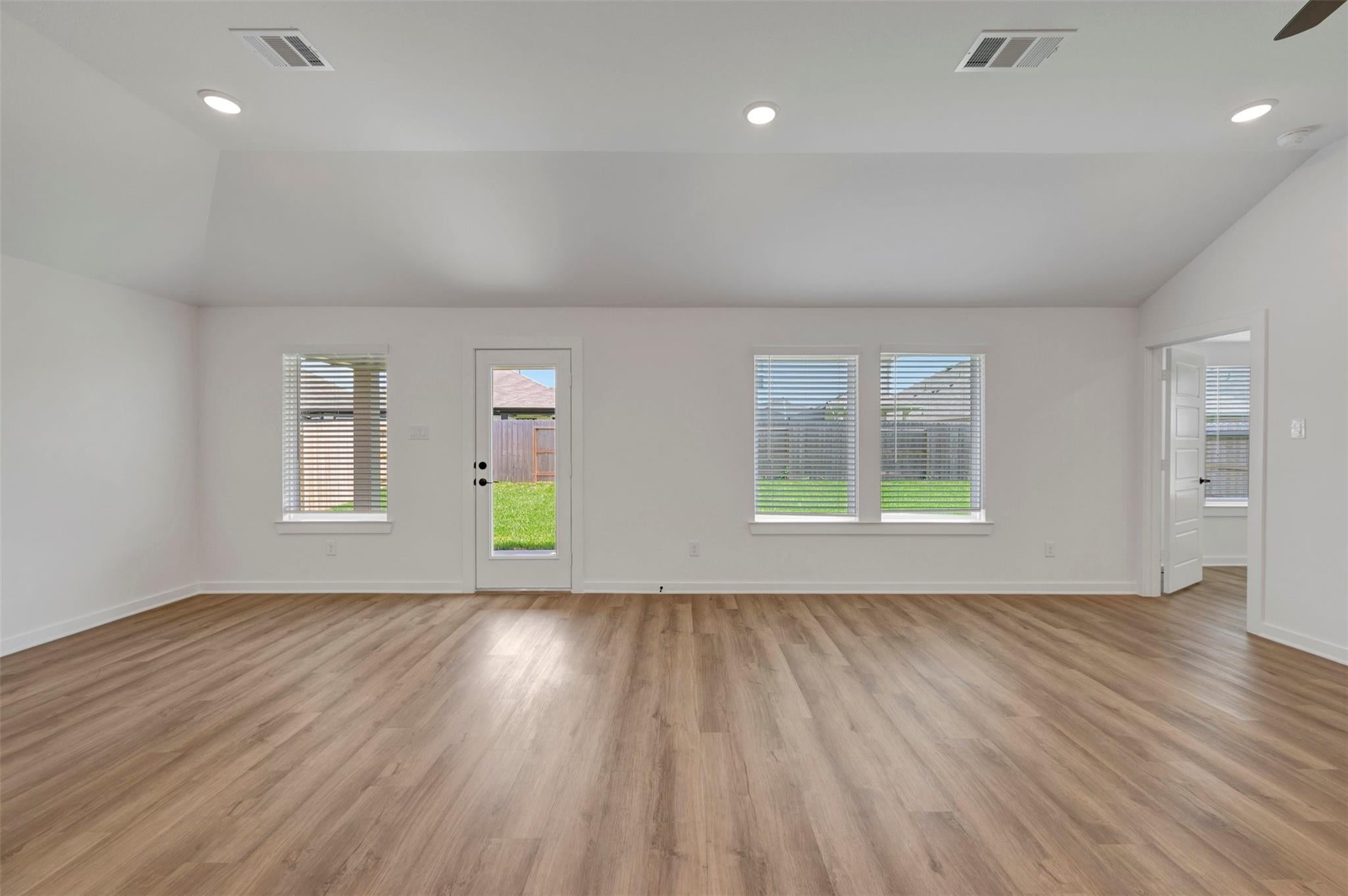 5811 Blazing Light Lane