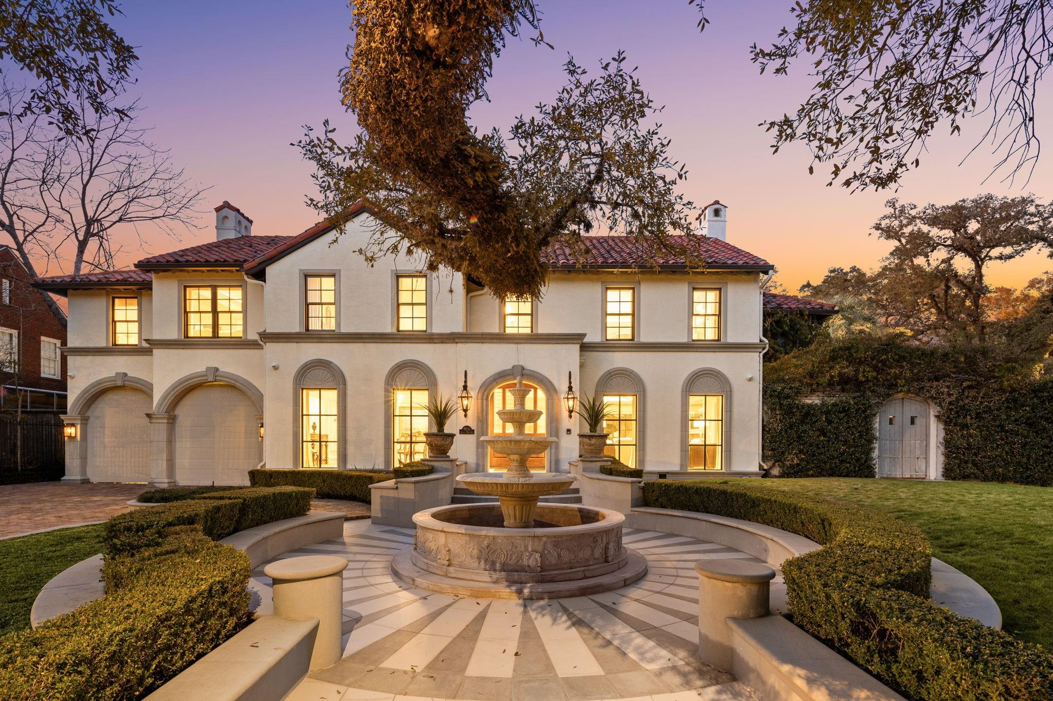 1604 North Boulevard