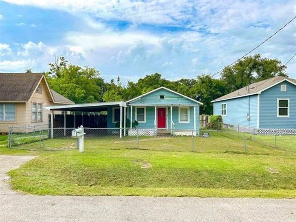 Photo of 735 Highland Dr Dr, Beaumont, TX 77705 (MLS # 3901626)