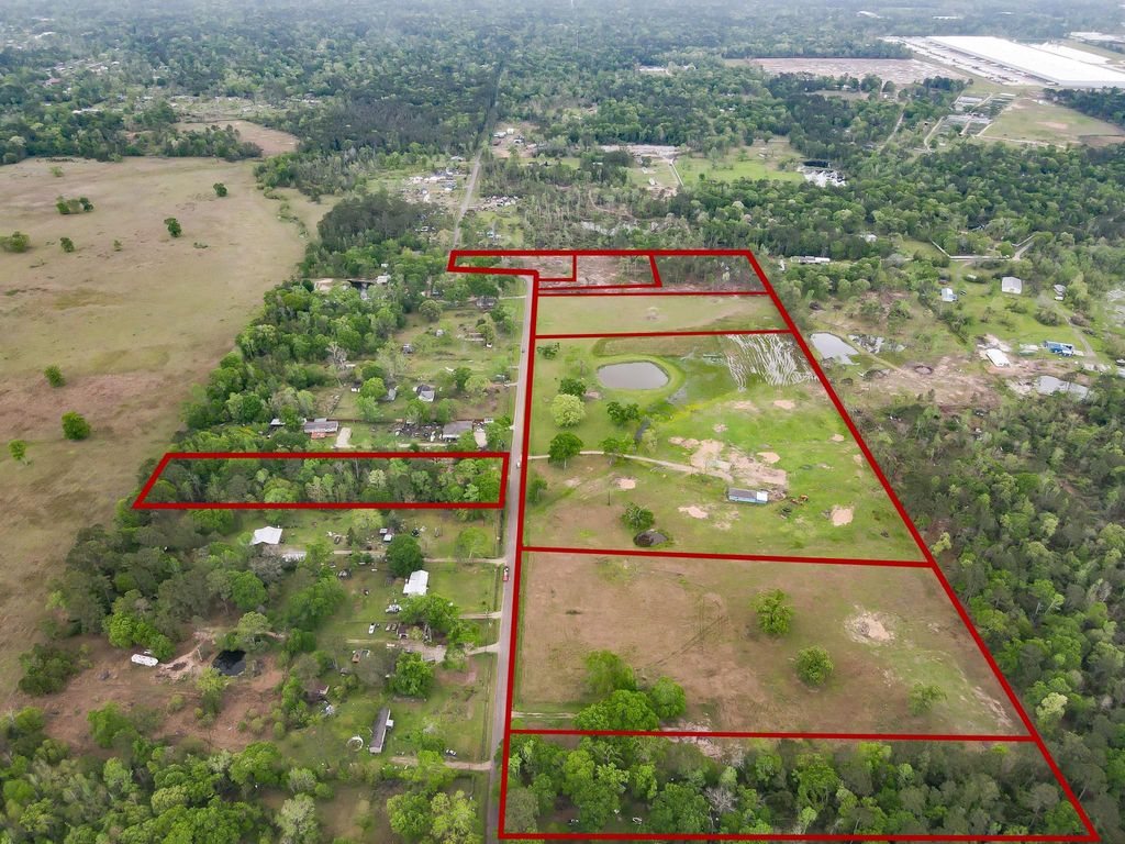 Photo of 8 Pickering Road, Conroe, TX 77302 (MLS # 58179021)