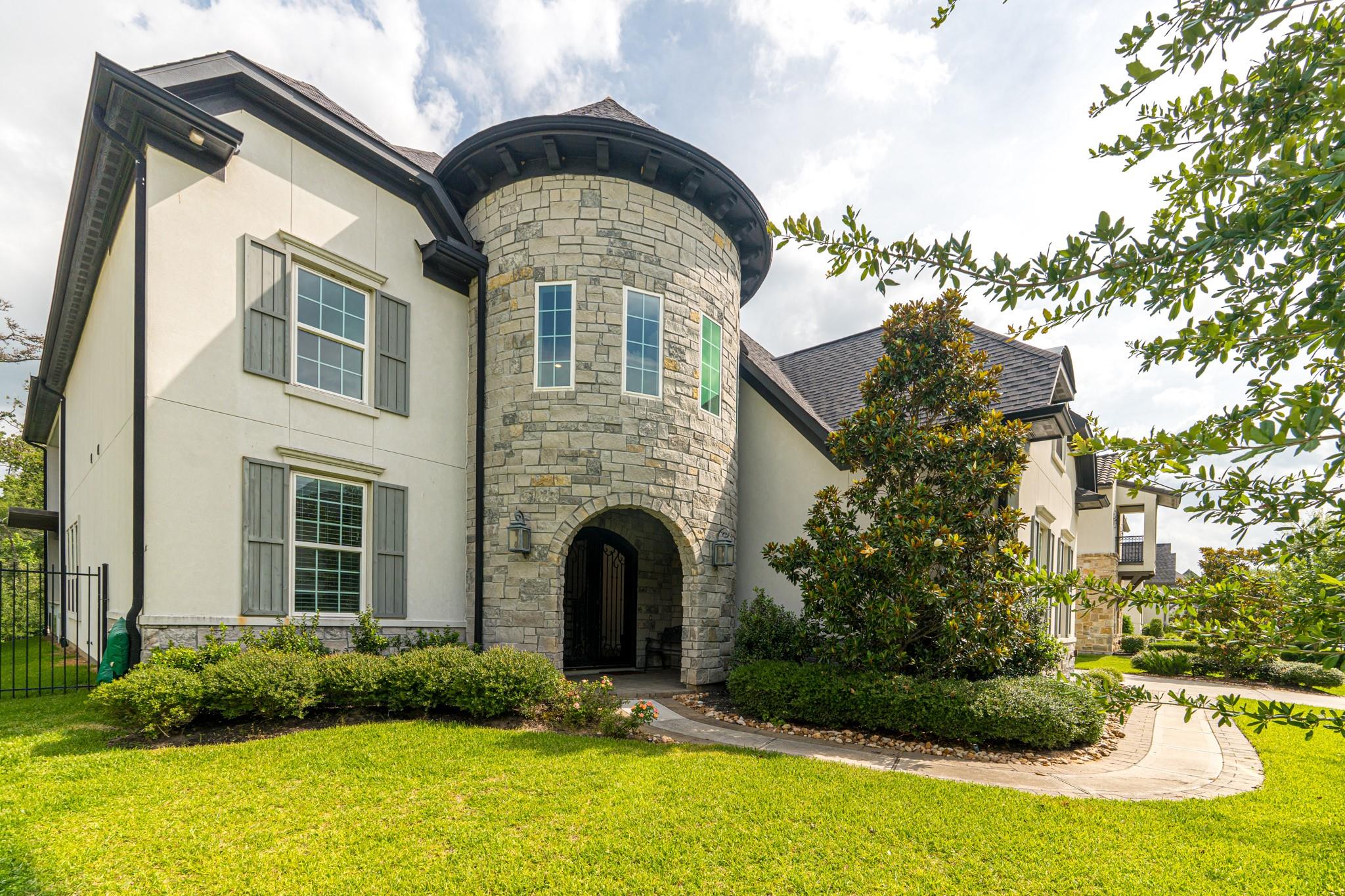42 N Waterbridge Drive