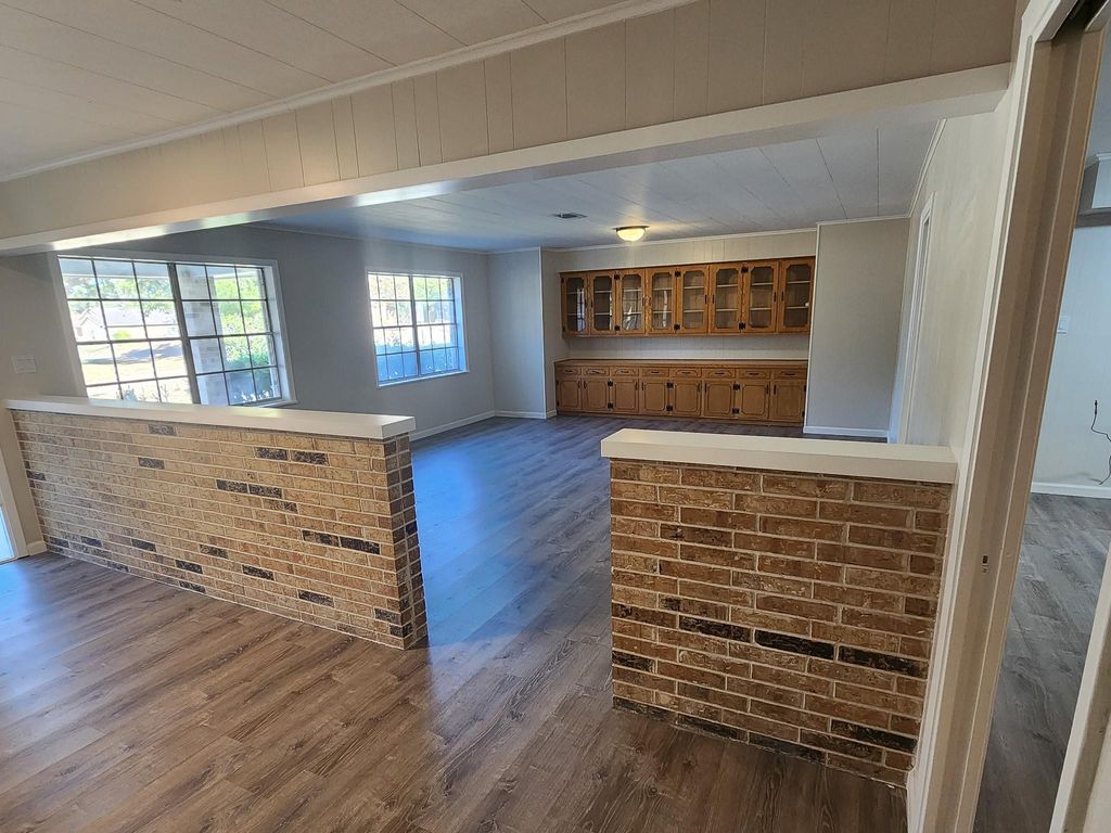Photo of 201 Verna Street, Jasper, TX 75951 (MLS # 2417398)