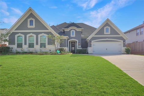 Homes For Sale - 1014 Lakemont Bend Lane<br/> Pinehurst, TX 77362