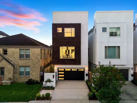 Photo of 407 W Polk Street, Houston, TX 77019 (MLS # 15350791) Photo of 407 W Polk Street, Houston, TX 77019 (MLS # 15350791)