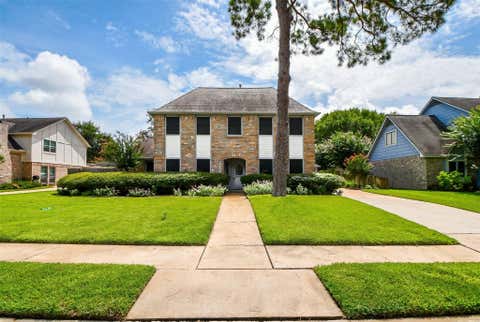 Photo of 1002 Mill Run Drive, Sugar Land, TX 77498 (MLS # 76532791)