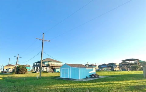 Photo of 851 S Sage Road, Crystal Beach, TX 77650 (MLS # 26210459)