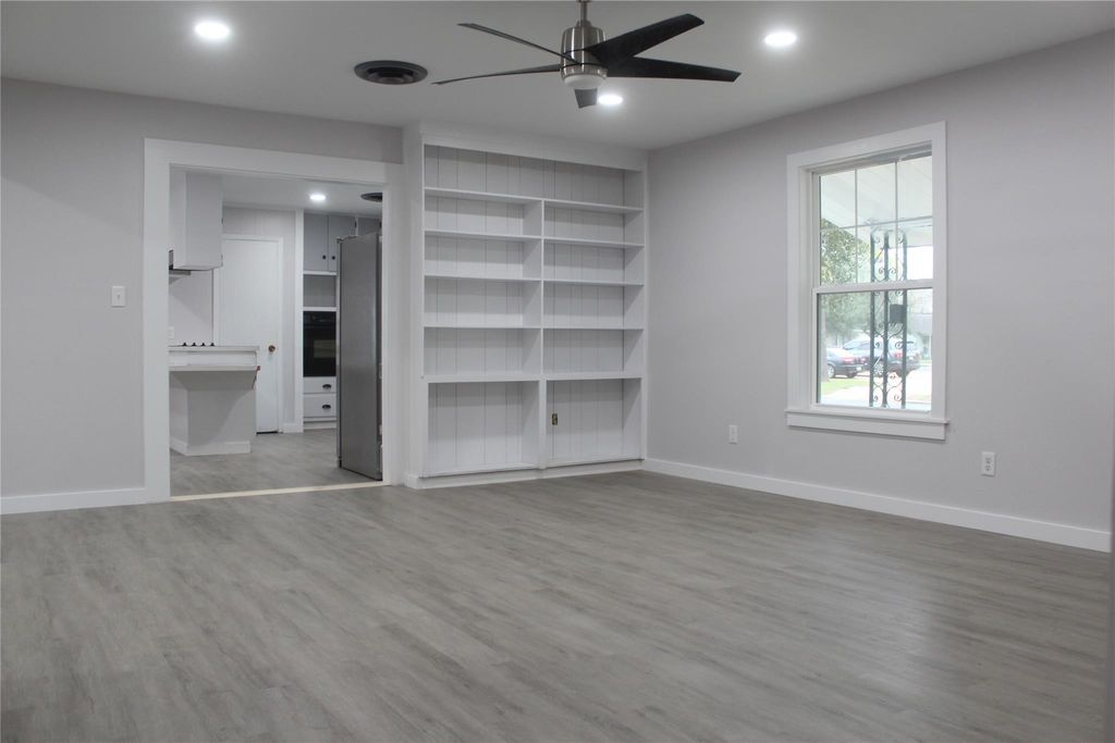 Photo of 807 Depot Street, El Campo, TX 77437 (MLS # 59322834)