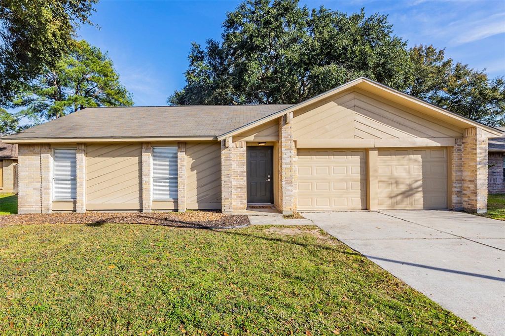Photo of 21022 Waymare Lane, Spring, TX 77388 (MLS # 83195674)