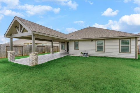 Homes For Sale - 211 Garnett Street<br/> Magnolia, TX 77354