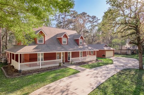 Homes For Sale - 12 Quiet Wind Lane<br/> Trinity County, Trinity, TX 75862