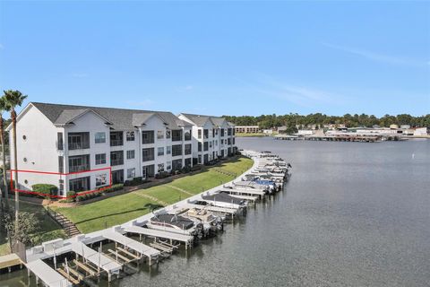 168 Lake Point Boulevard Montgomery TX 77356