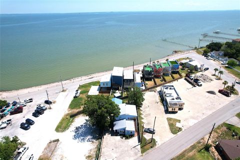 Photo of 4507 W Bayshore Drive, Bacliff, TX 77518 (MLS # 52850396)