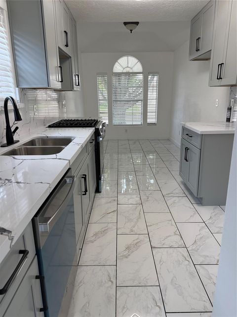 Photo of 6423 Crim Court, Houston, TX 77049 (MLS # 20917999)
