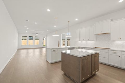 Photo of 7407 Birch Thistle Lane, Katy, TX 77493 (MLS # 9038759)