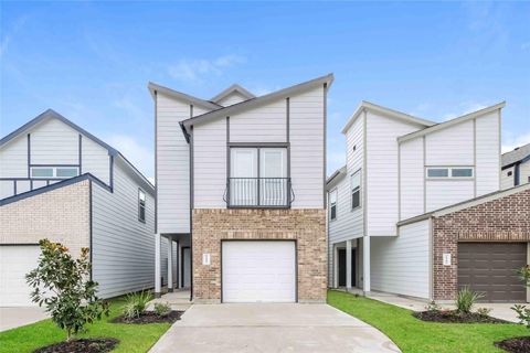 Photo of 15252 Estrella East, Houston, TX 77073 (MLS # 83718782)