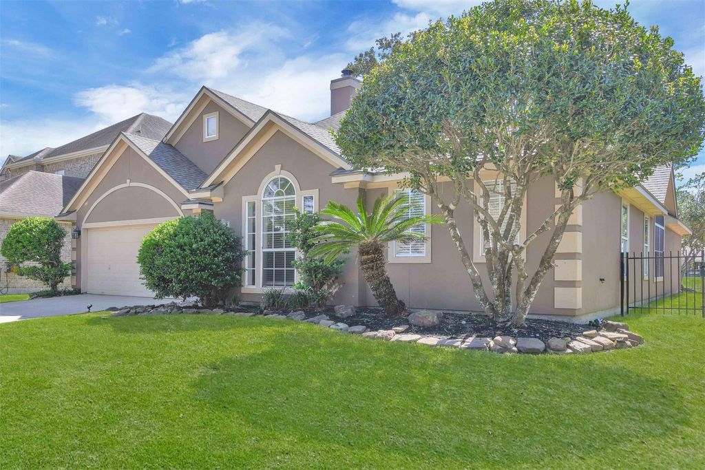 Photo of 8506 Hunters Village Drive, Humble, TX 77346 (MLS # 80292034)