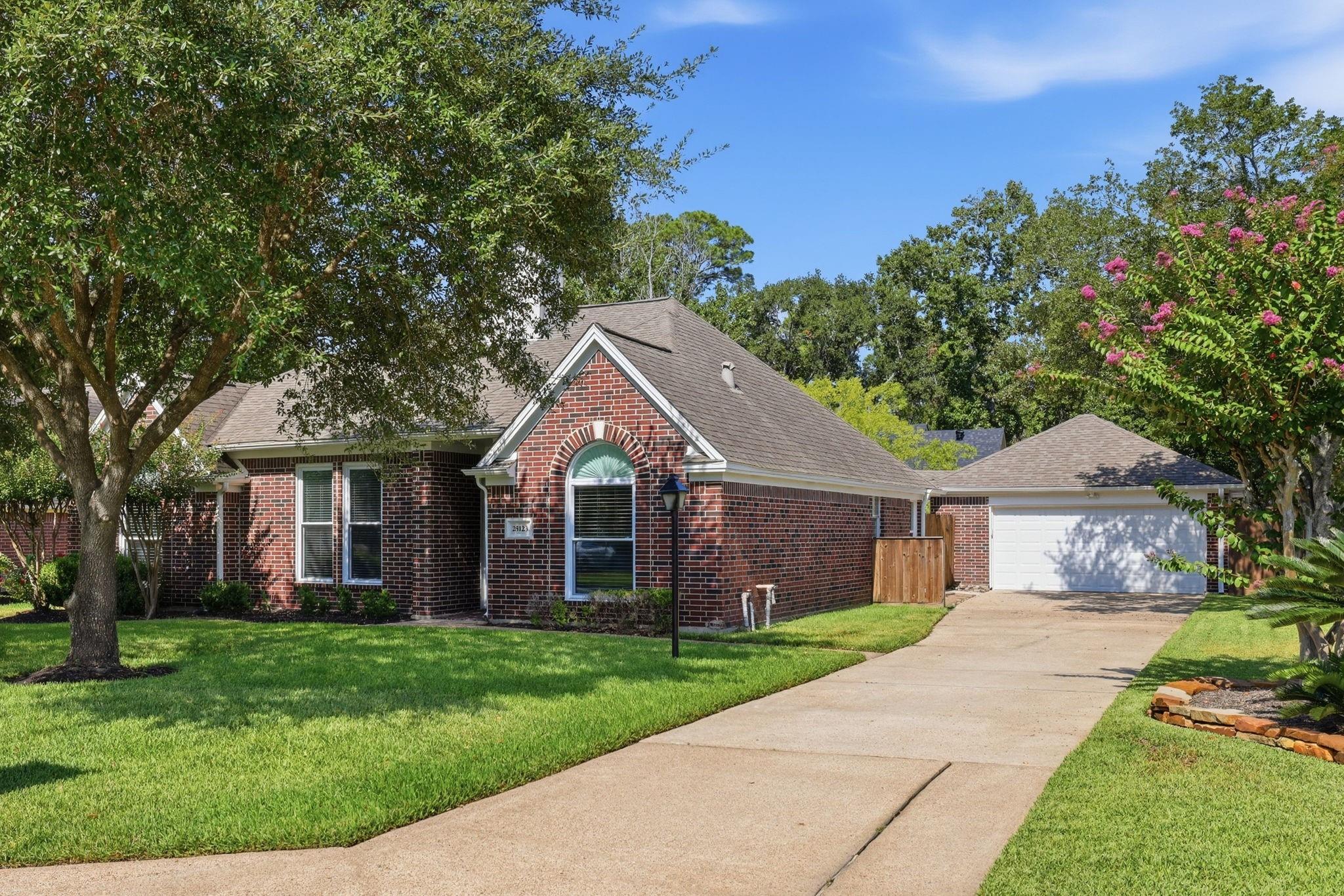 25123 Burgh Castle Drive