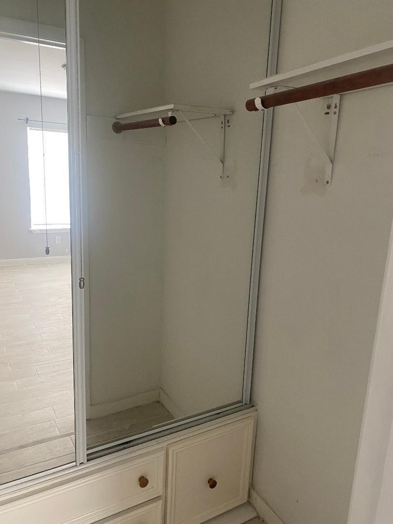 Houston, Texas 77057, United States, 2 Bedrooms Bedrooms, ,2 BathroomsBathrooms,Residential,Active,202751