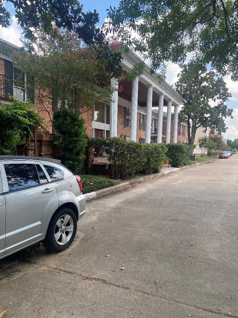 Houston, Texas 77057, United States, 2 Bedrooms Bedrooms, ,2 BathroomsBathrooms,Residential,Active,202751