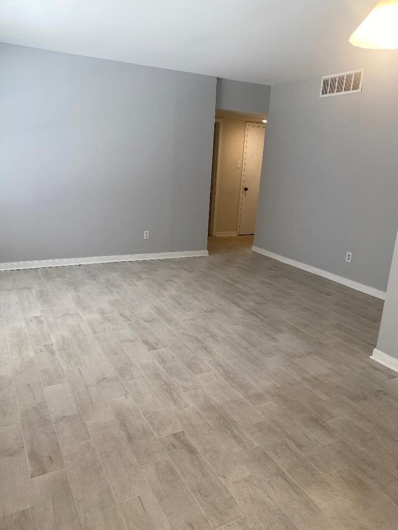 Houston, Texas 77057, United States, 2 Bedrooms Bedrooms, ,2 BathroomsBathrooms,Residential,Active,202751