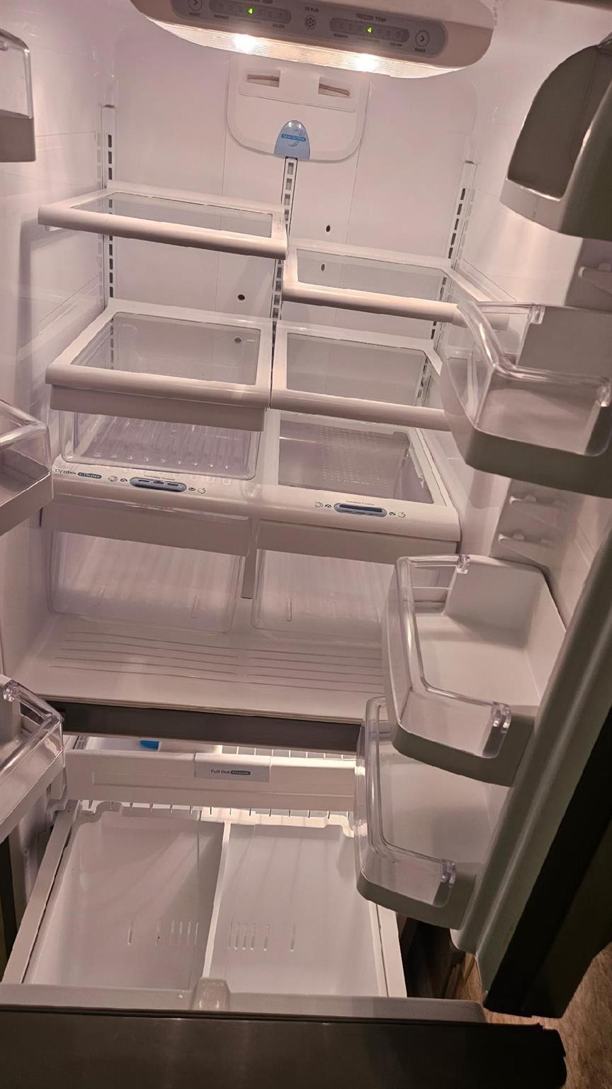 Houston, Texas 77057, United States, 2 Bedrooms Bedrooms, ,2 BathroomsBathrooms,Residential,Active,202751