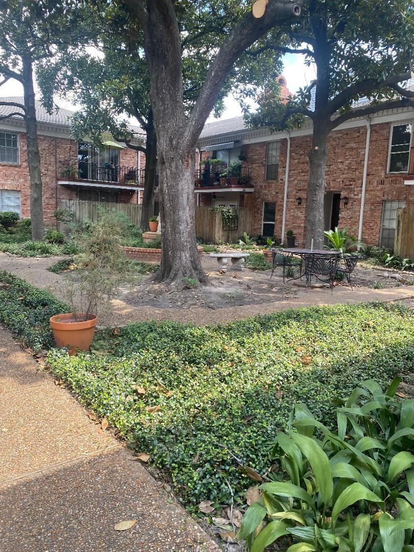 Houston, Texas 77057, United States, 2 Bedrooms Bedrooms, ,2 BathroomsBathrooms,Residential,Active,202751