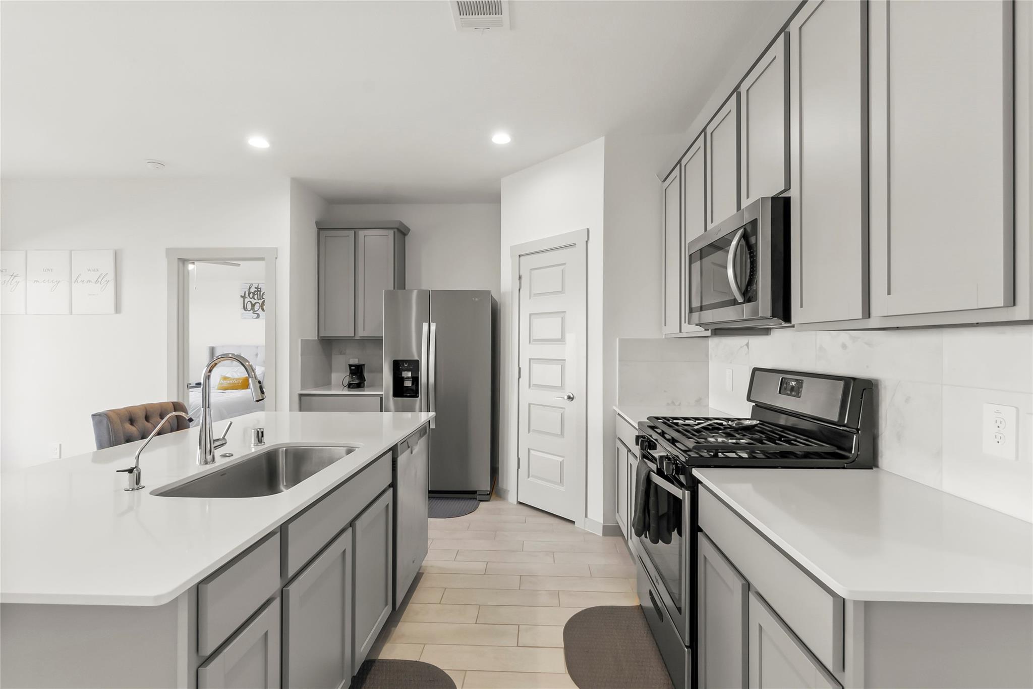 13513 Bonita Island Way