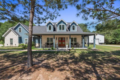 Photo of 29777 Equestrian Drive, Waller, TX 77484 (MLS # 54395685)