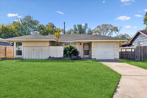 Photo of 3808 Dumbarton Road, Pasadena, TX 77503 (MLS # 84784987)