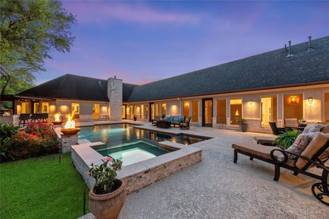 Photo of 2911 S Saddlebrook Lane, Katy, TX 77494 (MLS # 74854266)