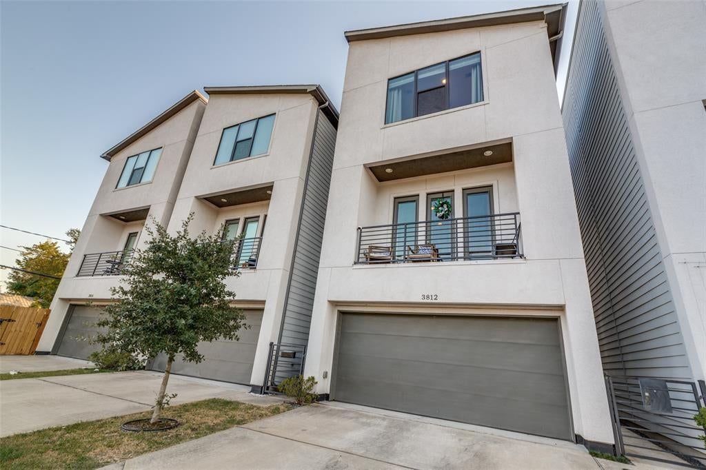Photo of 3812 Leeland Street, Houston, TX 77003 (MLS # 96521707)