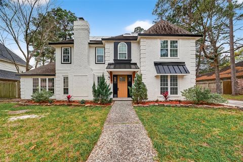 Photo of 2402 Oak Shores Drive, Houston, TX 77339 (MLS # 95677675)