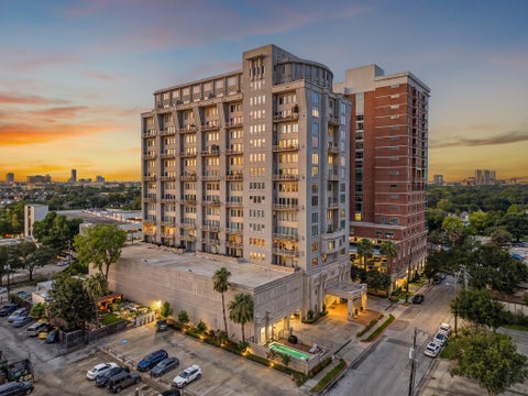 Condo For Rent - 2520 Robinhood Street #402<br/> Houston, TX 77005