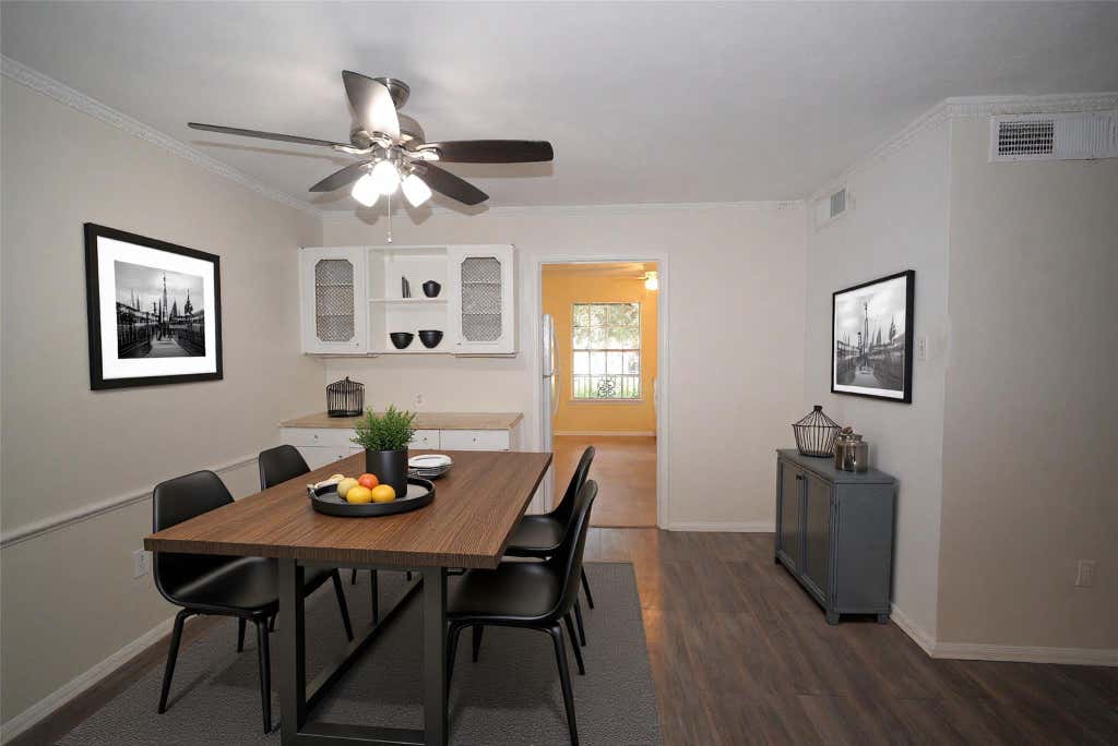 Photo of 7600 Burgoyne Road #250, Houston, TX 77063 (MLS # 56887089)