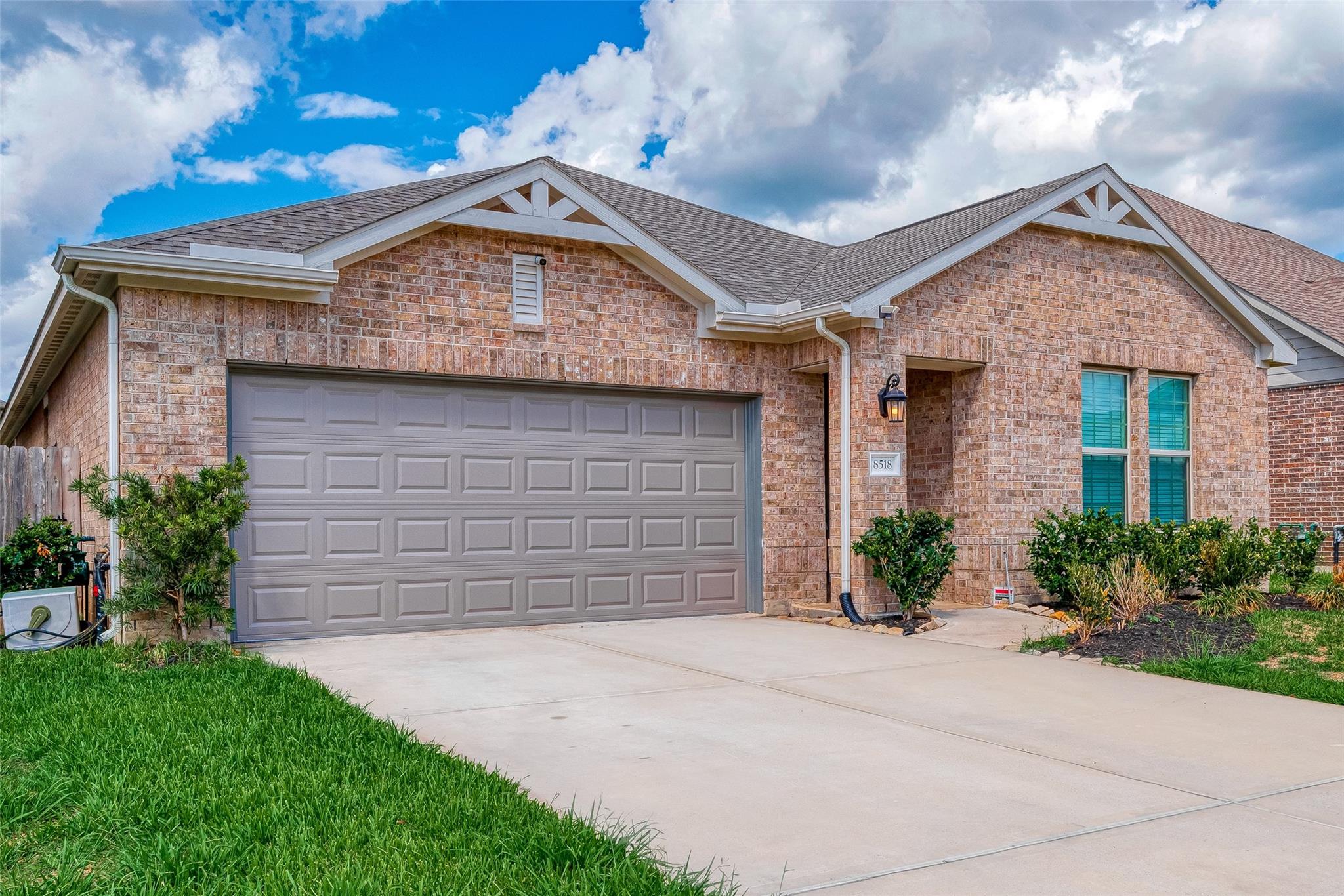 8518 Belfast Manor Lane
