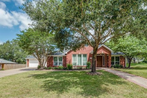 Photo of 104 Douglas Drive, Bellville, TX 77418 (MLS # 36301054)