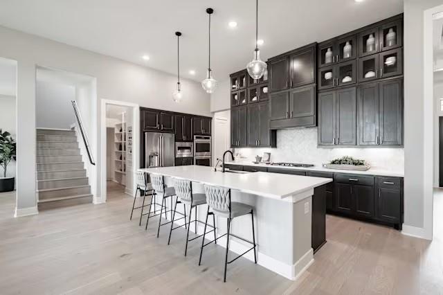 8123 Sunny Ridge Drive