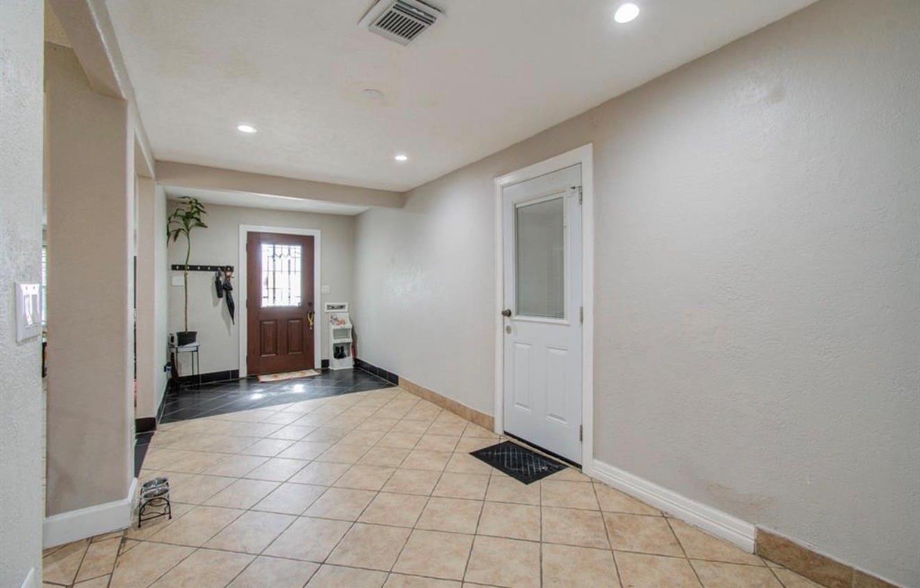 5423 N Shady Creek Drive