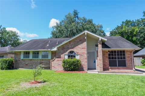 Photo of 10418 Sagemeadow Lane, Houston, TX 77089 (MLS # 70965127)