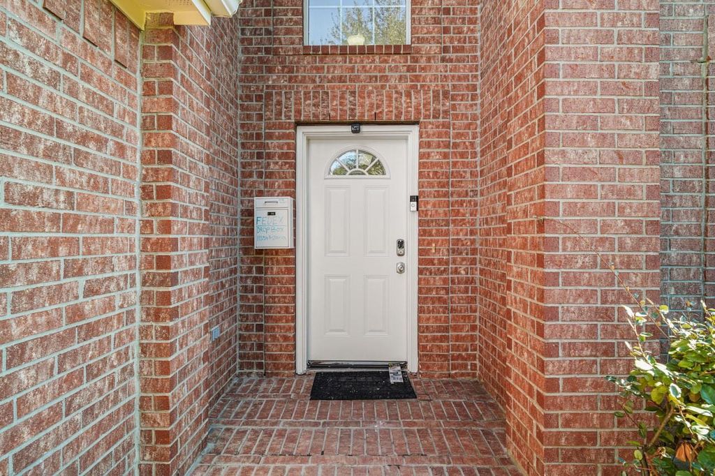 Photo of 11354 Astoria Boulevard, Houston, TX 77089 (MLS # 79087202)