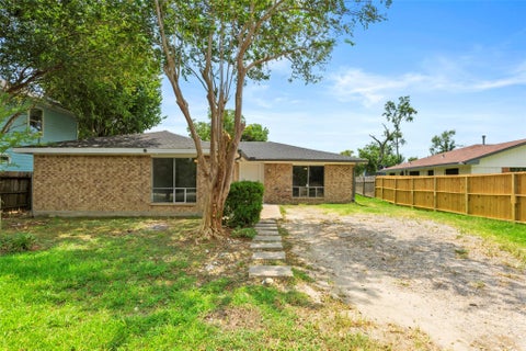 Homes For Sale - 3808 Corto Street<br/> Houston, TX 77016