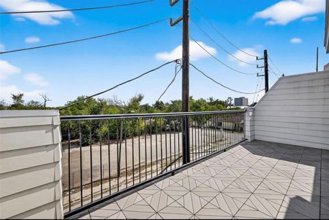 Tiny photo for 815 Bringhurst Street, Houston, TX 77020 (MLS # 22580386)