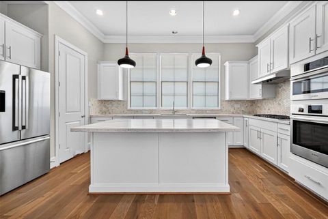 Tiny photo for 815 Bringhurst Street, Houston, TX 77020 (MLS # 22580386)