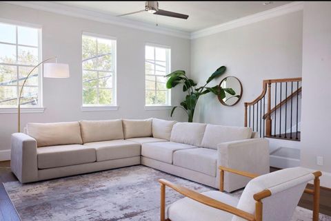 Tiny photo for 815 Bringhurst Street, Houston, TX 77020 (MLS # 22580386)