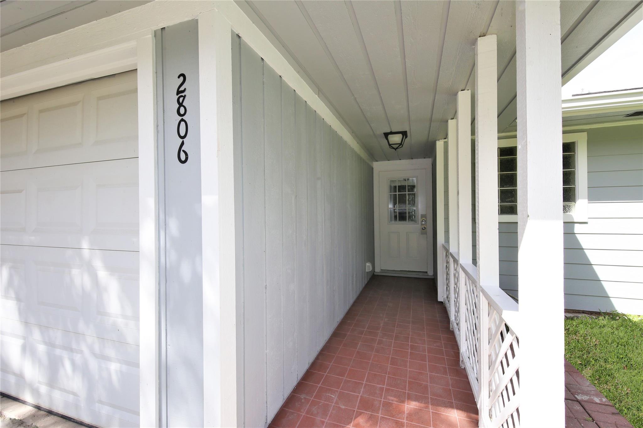 2806 Bluebonnet Street